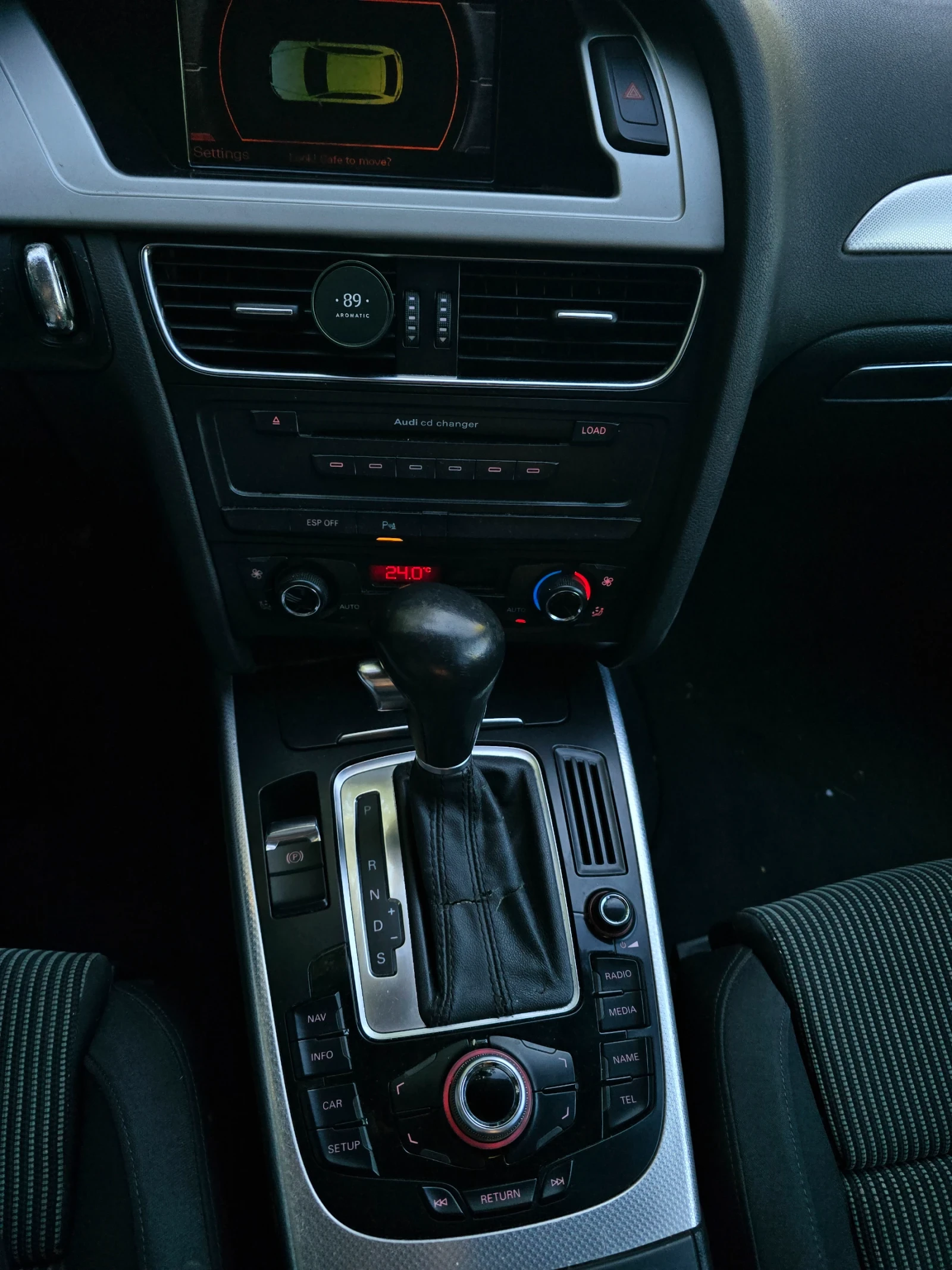 Audi A4 3.0tdi Sline Quattro, снимка 11 - Автомобили и джипове - 56390726