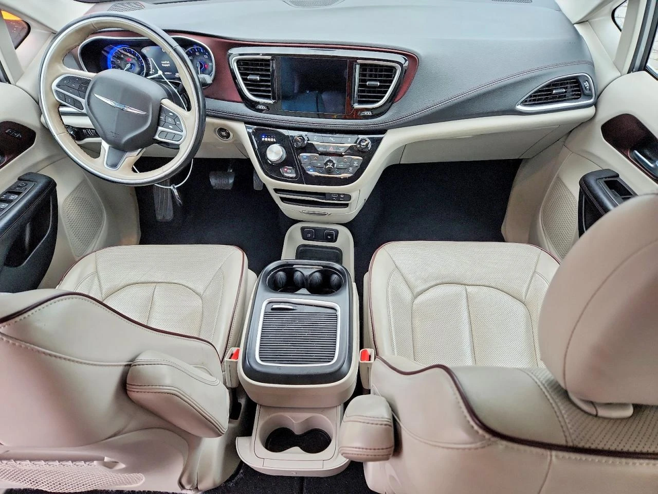 Chrysler Pacifica 3.6l Limited, снимка 8 - Автомобили и джипове - 56420228