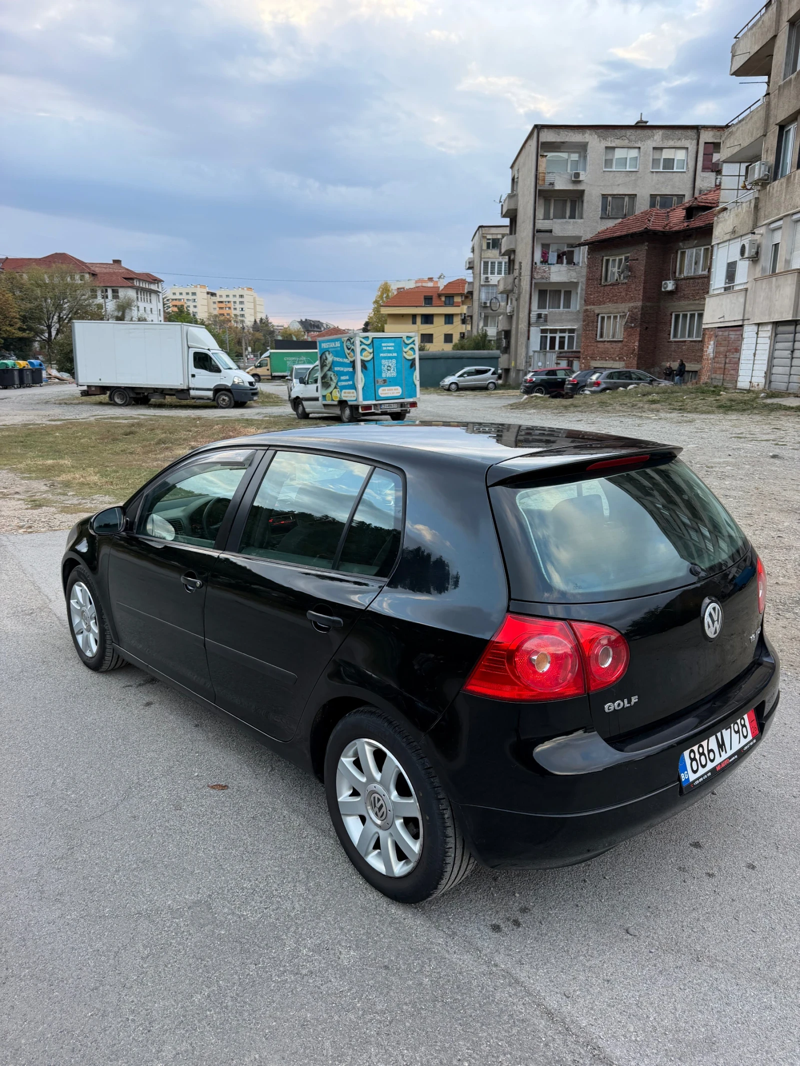 VW Golf 1.9tdi, снимка 4 - Автомобили и джипове - 56601413