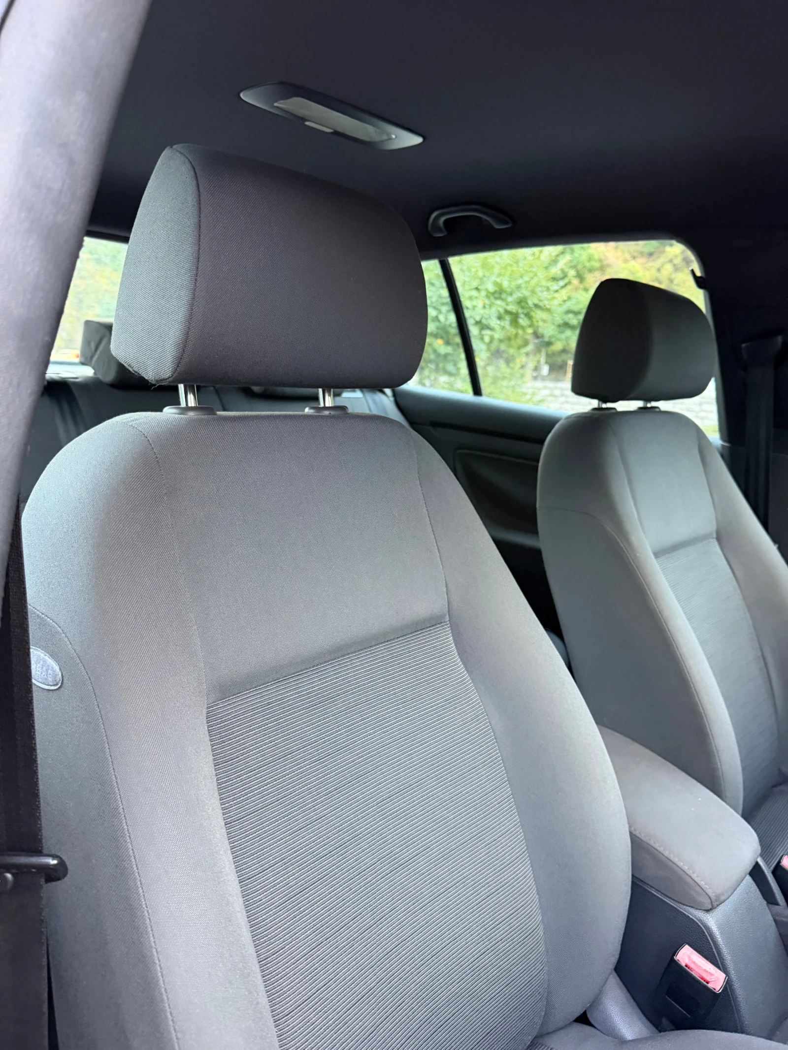 VW Golf 1.9tdi, снимка 7 - Автомобили и джипове - 56601413