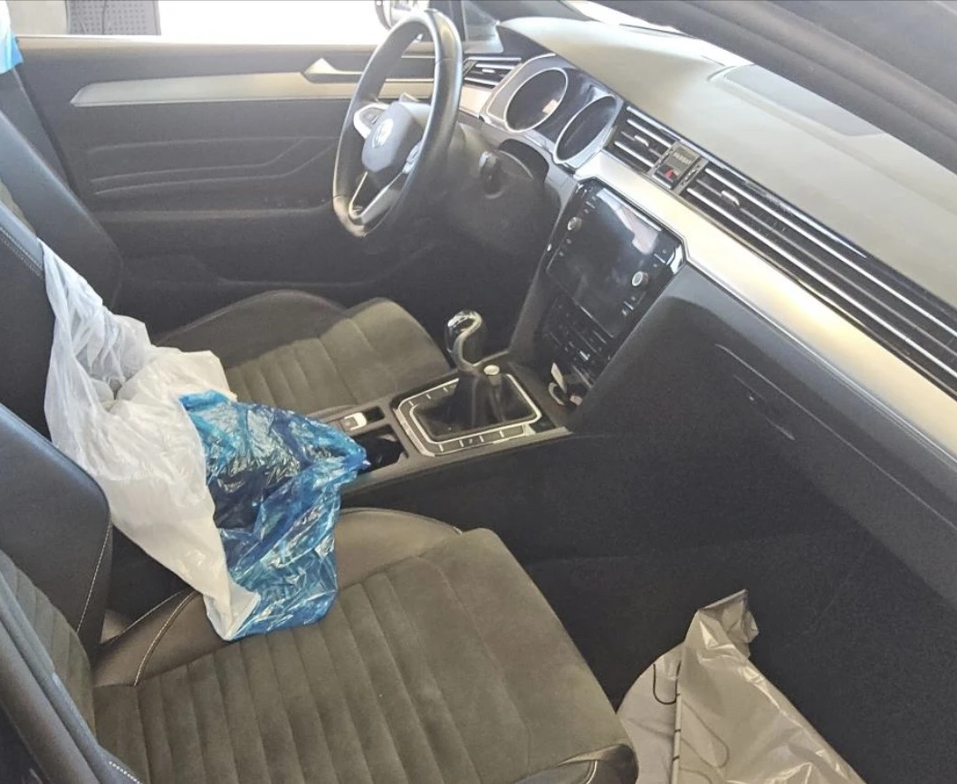 VW Passat Elegance 2.0 TDI/150 PS/Matrix/Pano/Camera, снимка 10 - Автомобили и джипове - 56680116