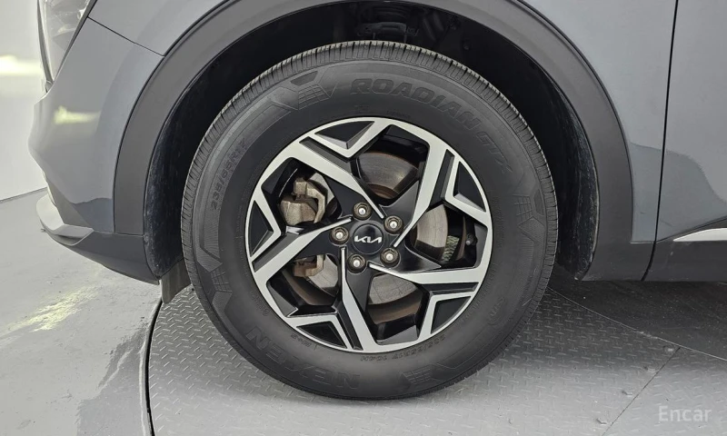 Kia Sportage 1.6 TURBO PRESTIGE* НАЙ-ДОБРА ЦЕНА В БЪЛГАРИЯ* , снимка 3 - Автомобили и джипове - 51274054