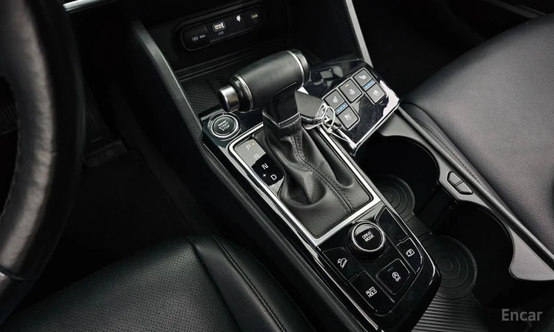 Kia Sportage 1.6 TURBO PRESTIGE* НАЙ-ДОБРА ЦЕНА В БЪЛГАРИЯ* , снимка 7 - Автомобили и джипове - 51274054