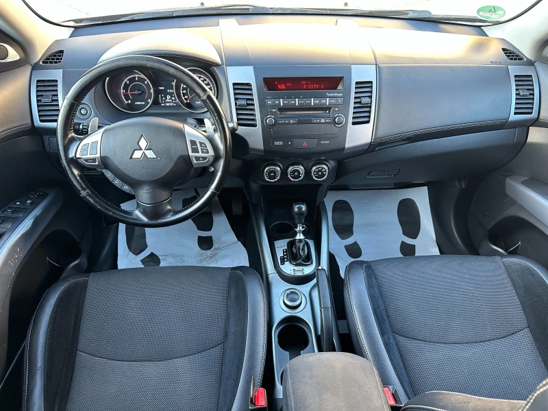Mitsubishi Outlander 2.2d/АВТОМАТИК/ГАРАНЦИЯ ОТ КЕНТАВЪР , снимка 10 - Автомобили и джипове - 53118673