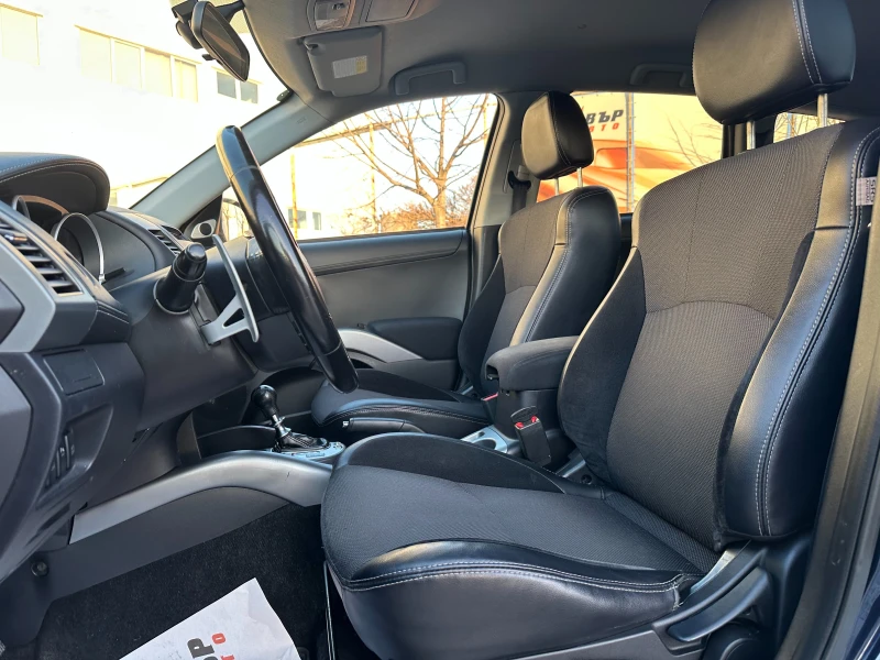 Mitsubishi Outlander 2.2d/АВТОМАТИК/ГАРАНЦИЯ ОТ КЕНТАВЪР , снимка 8 - Автомобили и джипове - 53118673