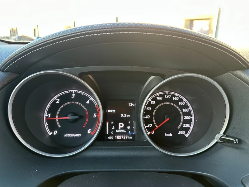 Mitsubishi Outlander 2.2d/АВТОМАТИК/ГАРАНЦИЯ ОТ КЕНТАВЪР , снимка 13 - Автомобили и джипове - 53118673