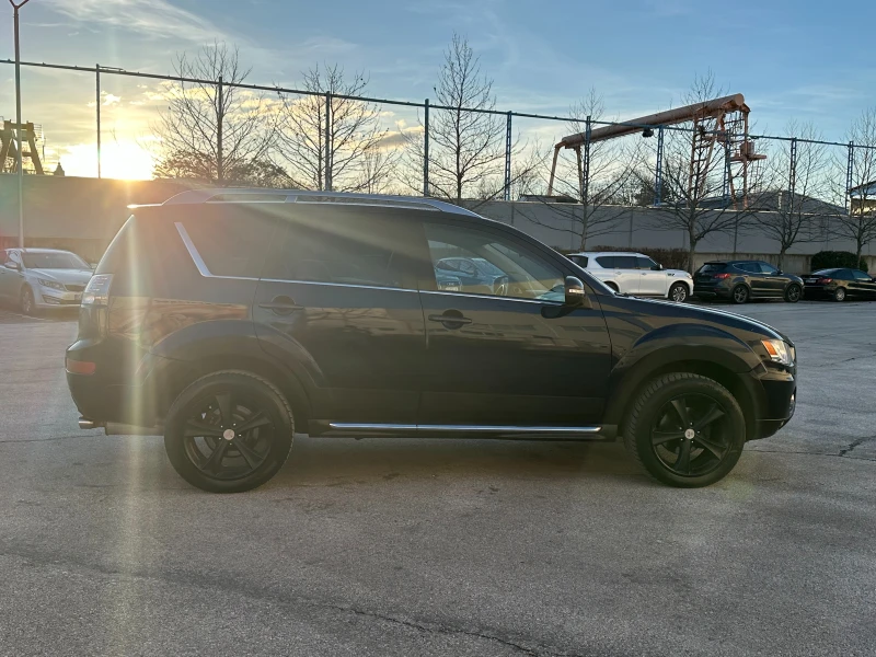 Mitsubishi Outlander 2.2d/АВТОМАТИК/ГАРАНЦИЯ ОТ КЕНТАВЪР , снимка 5 - Автомобили и джипове - 53118673