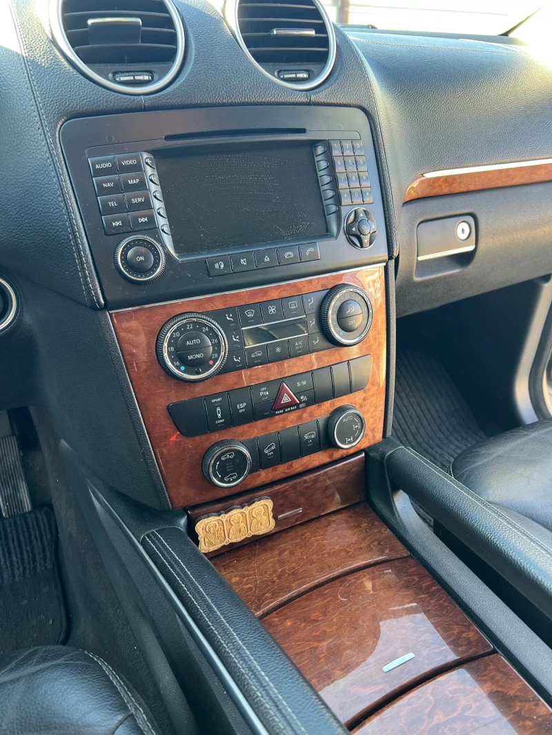 Mercedes-Benz GL 320 3.2, снимка 6 - Автомобили и джипове - 53135956