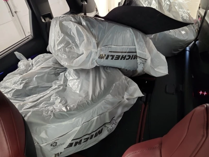 Audi SQ7 Premium Plus  CARFAX, снимка 5 - Автомобили и джипове - 53163090