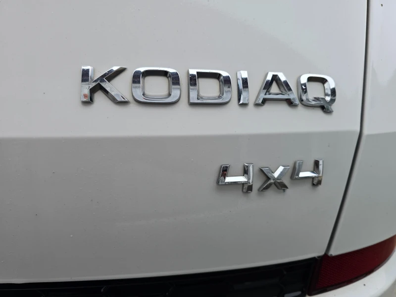 Skoda Kodiaq 4×4* BUSINESS , снимка 9 - Автомобили и джипове - 53514765