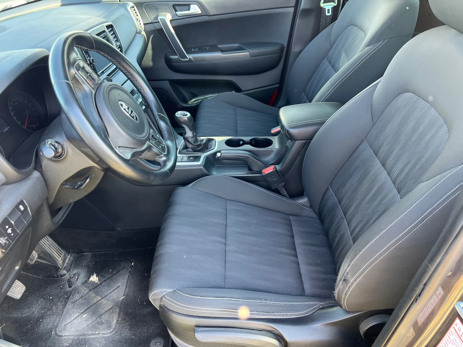 Kia Sportage 1.7 CRDI - изображение 9