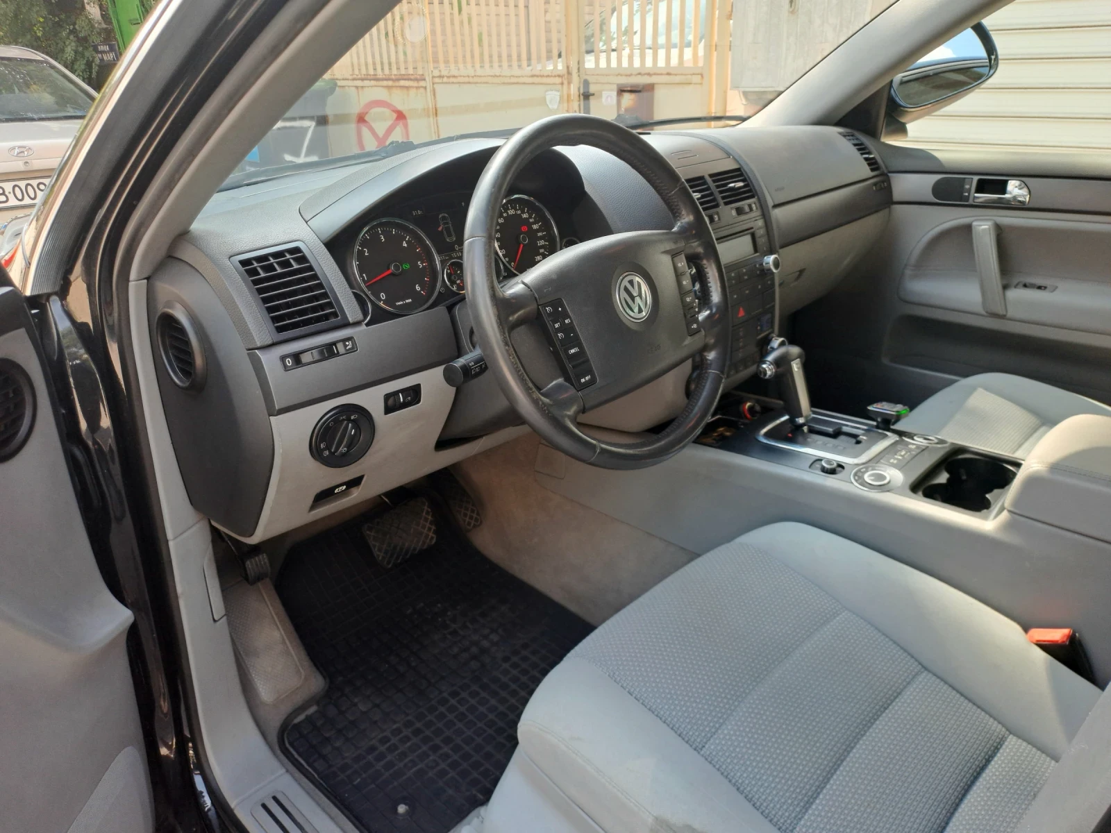 VW Touareg  - изображение 10
