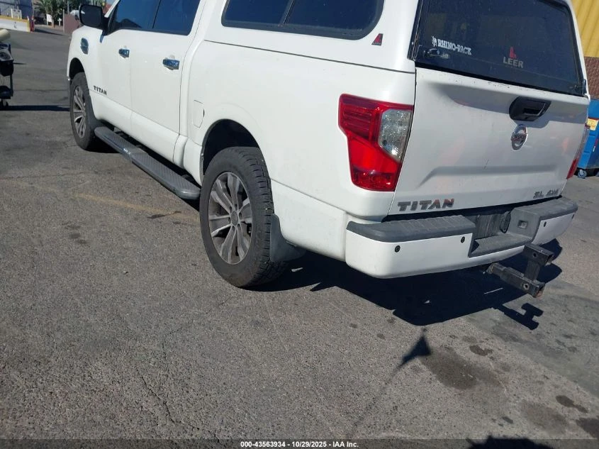 Nissan Titan crew cab SL 5.6L AWD ФИКСИРАНА ЦЕНА! КОЖА/ПОДГРЕВ - изображение 3