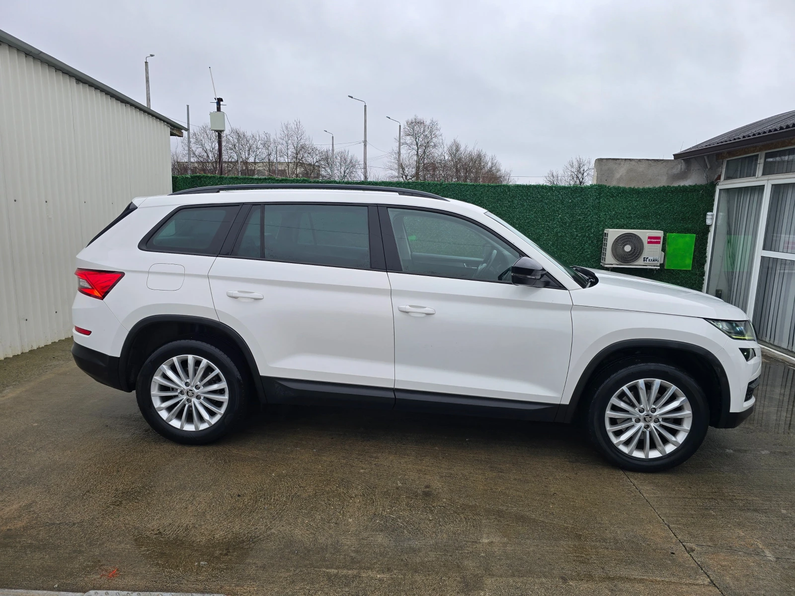 Skoda Kodiaq 4×4* BUSINESS  - изображение 6