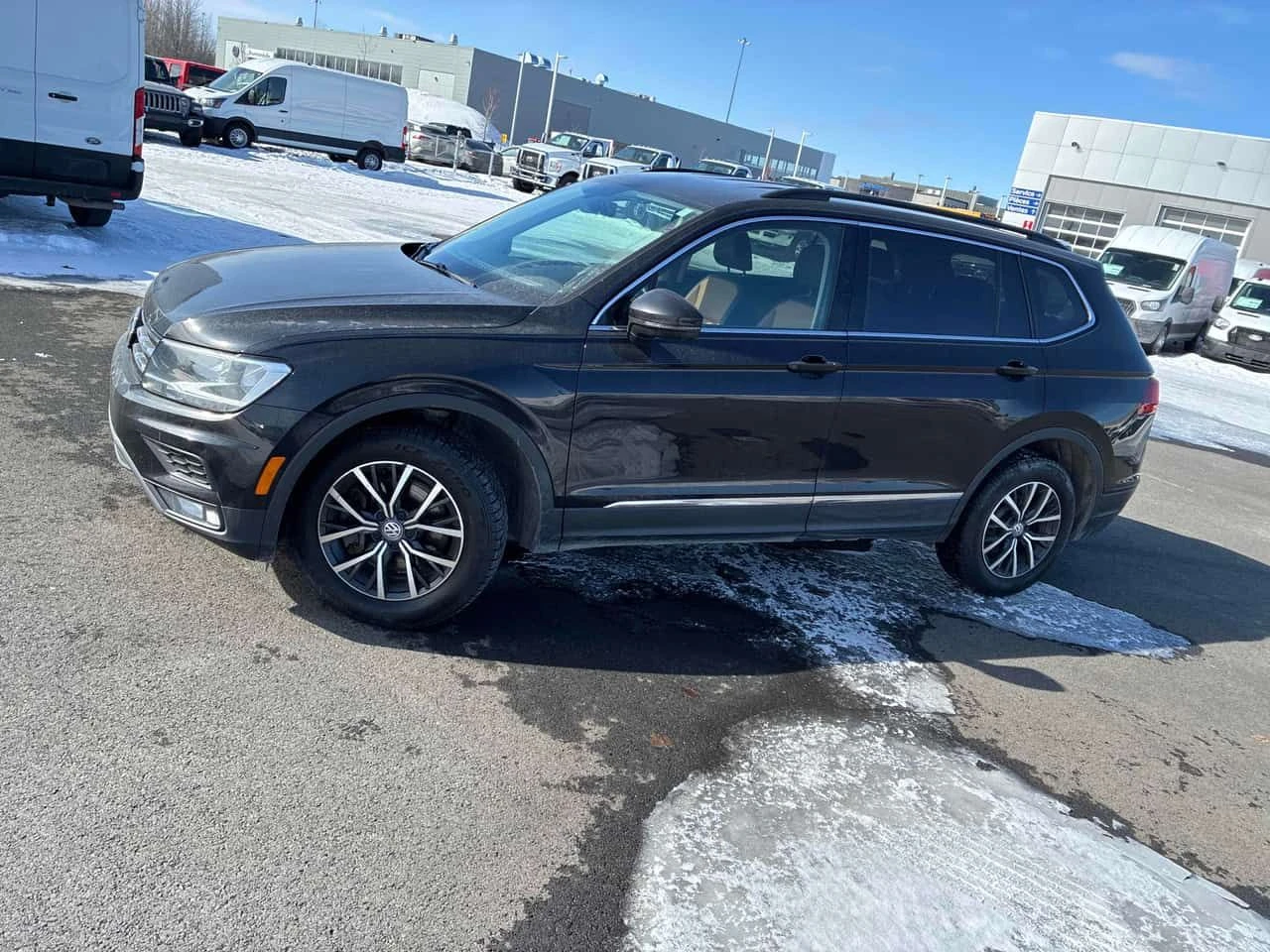 VW Tiguan * 4MOTION * CARFAX * ЦЕНА ДО БГ - изображение 2