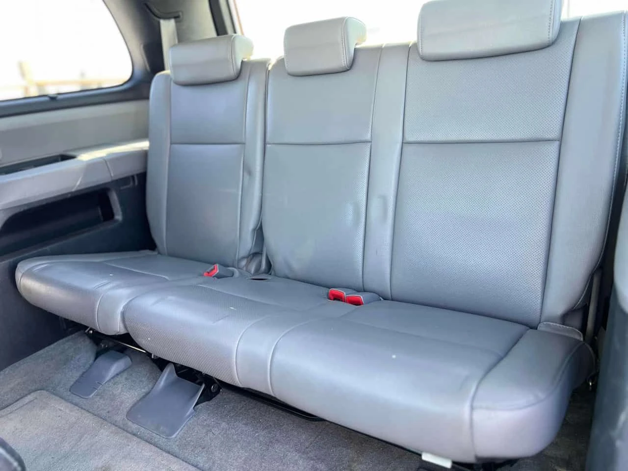 Toyota Sequoia  | Platinum | DISTRONIC | ОБДУХВАНЕ | ВЪЗДУШО , снимка 16 - Автомобили и джипове - 53721282