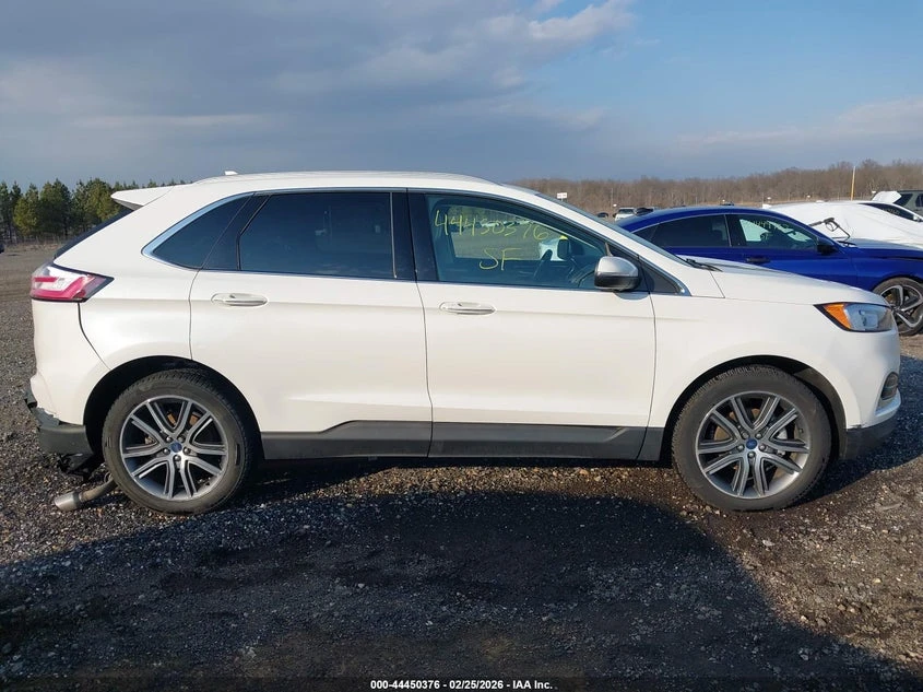 Ford Edge 2.0l Titanium, снимка 13 - Автомобили и джипове - 53942356