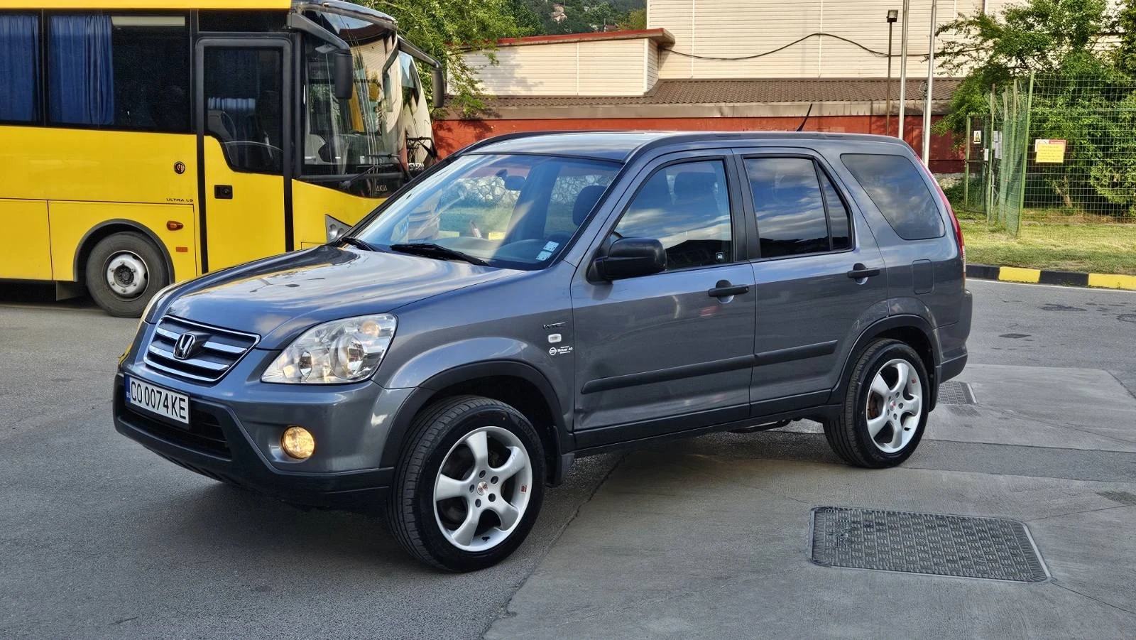 Honda Cr-v 150 000 км РЕАЛНИ 6 СКОРОСТИ 4х4, снимка 3 - Автомобили и джипове - 54778640