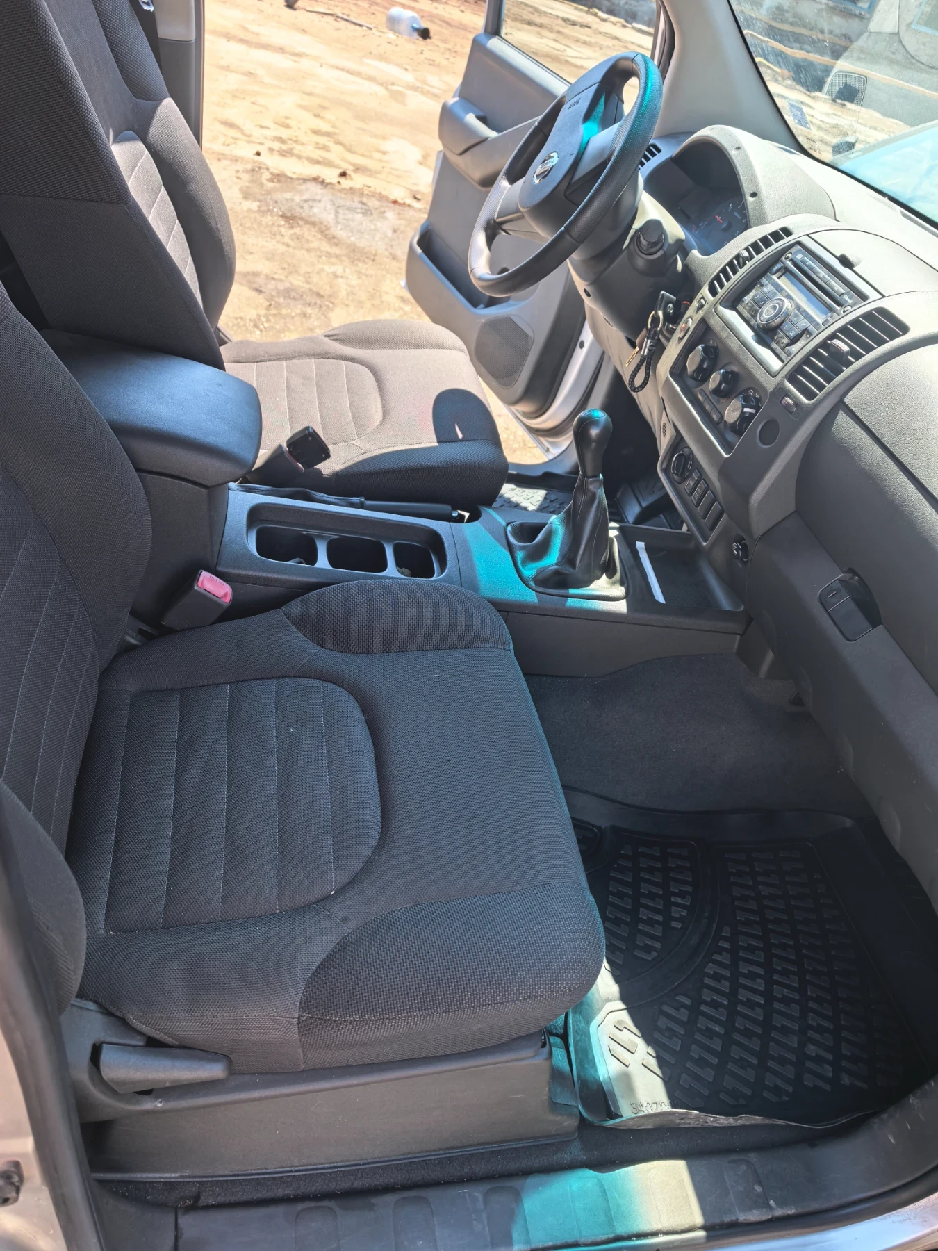 Nissan Navara 2.5DCi-174к.с 125000 км, снимка 13 - Автомобили и джипове - 55050296