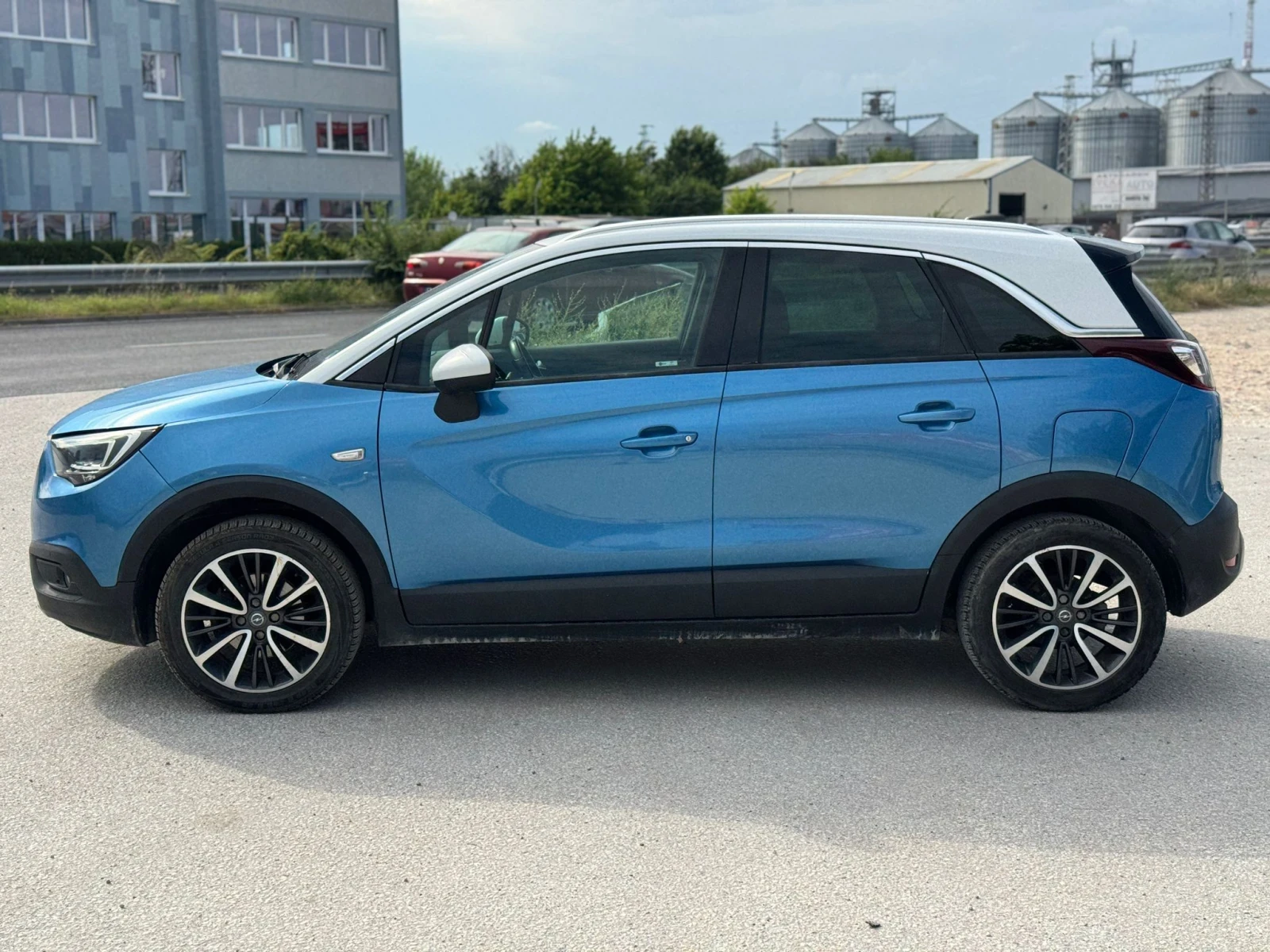 Opel Crossland X 1.2 FUL , снимка 3 - Автомобили и джипове - 55657088