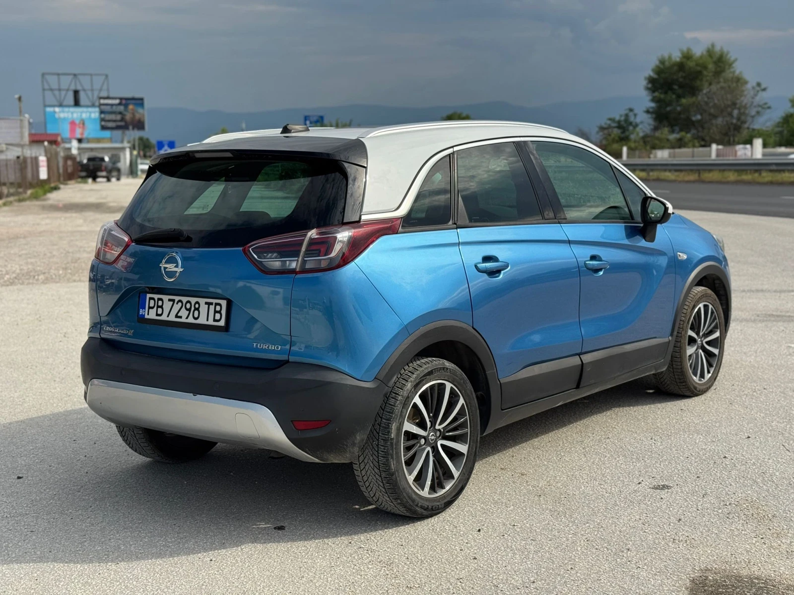 Opel Crossland X 1.2 FUL , снимка 6 - Автомобили и джипове - 55657088