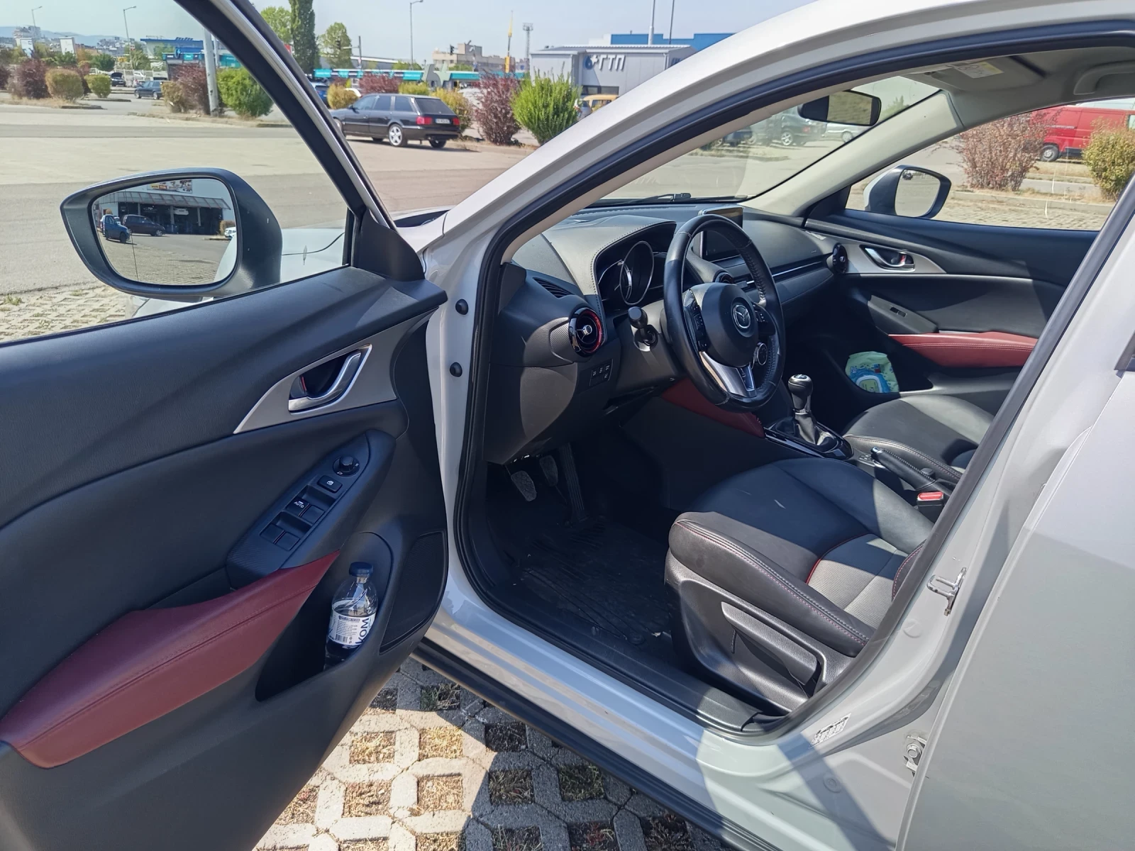 Mazda CX-3 1.5 d skyaktiv 4 X 4 , 98хил.км, снимка 13 - Автомобили и джипове - 56064049