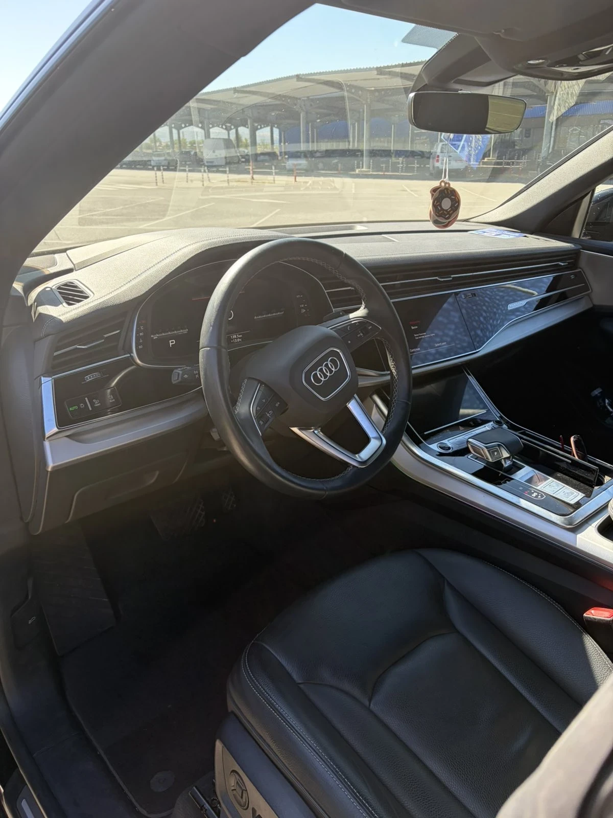 Audi Q8, снимка 3 - Автомобили и джипове - 56395782
