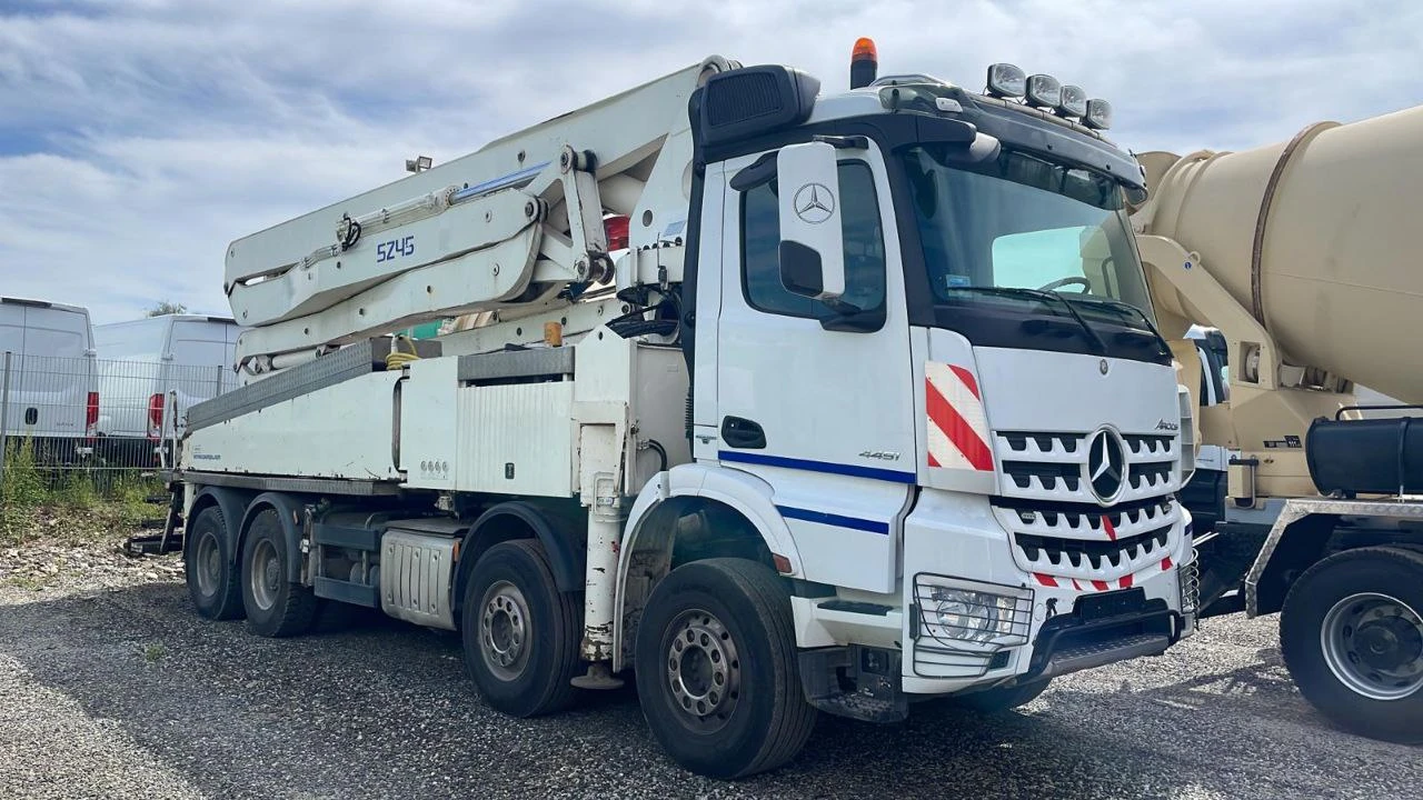 Mercedes-Benz Arocs 4451 8x4 SERMAC 42 м бетонова помпа   510 к.с.