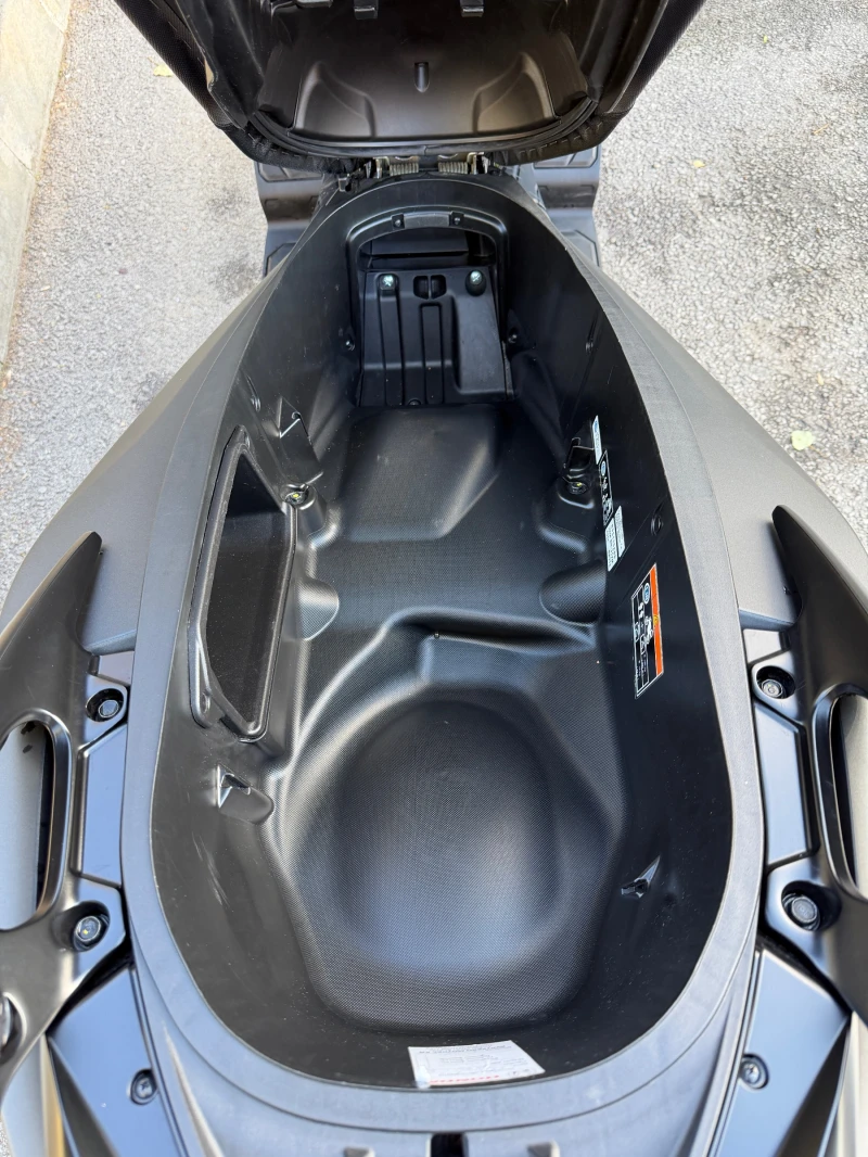 Honda Forza 125, снимка 8 - Мотоциклети и мототехника - 53596671