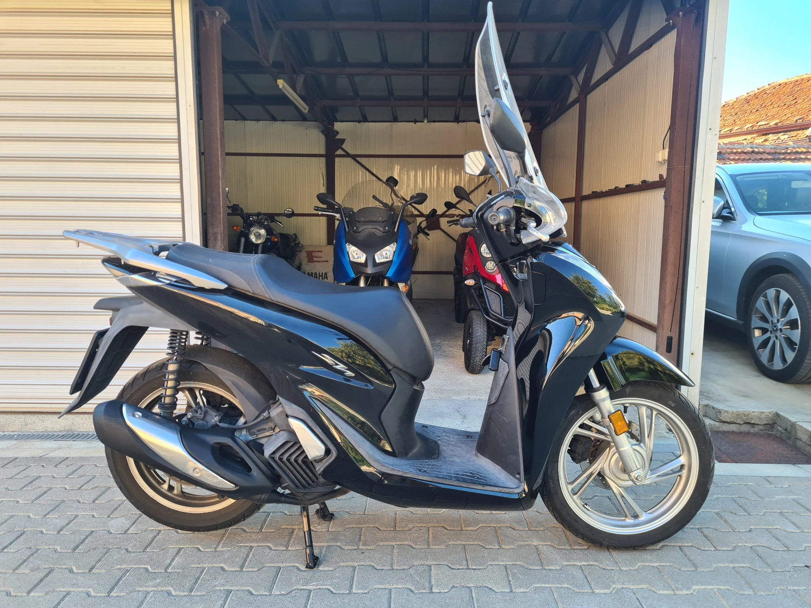 Honda Sh 125i ABS/TCS - изображение 2