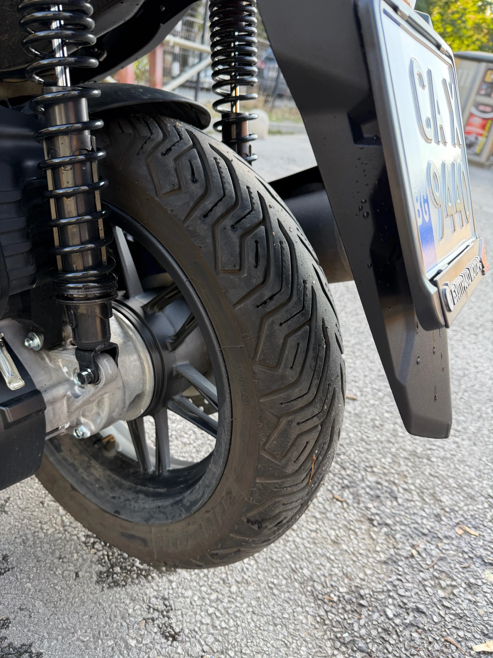 Honda Forza 125 - изображение 10