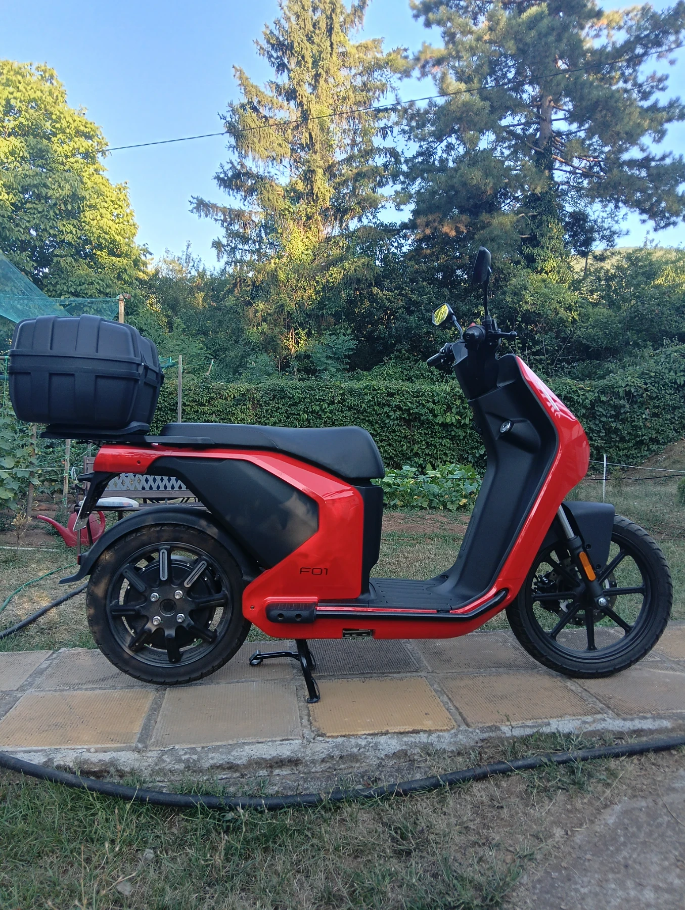 Vmoto F01 Електрически скутер , снимка 4 - Мотоциклети и мототехника - 54061722