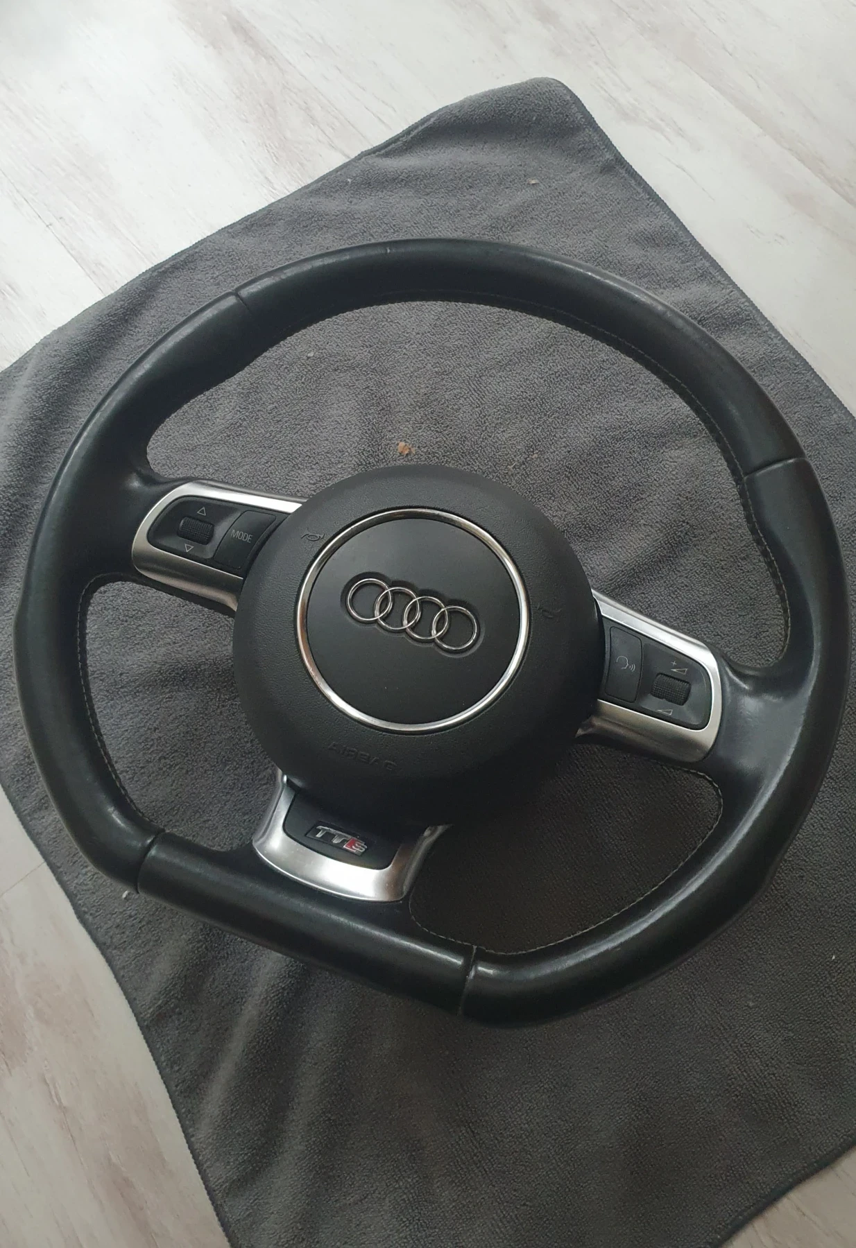 ������ ����� | Mobile.bg � ����������� 1