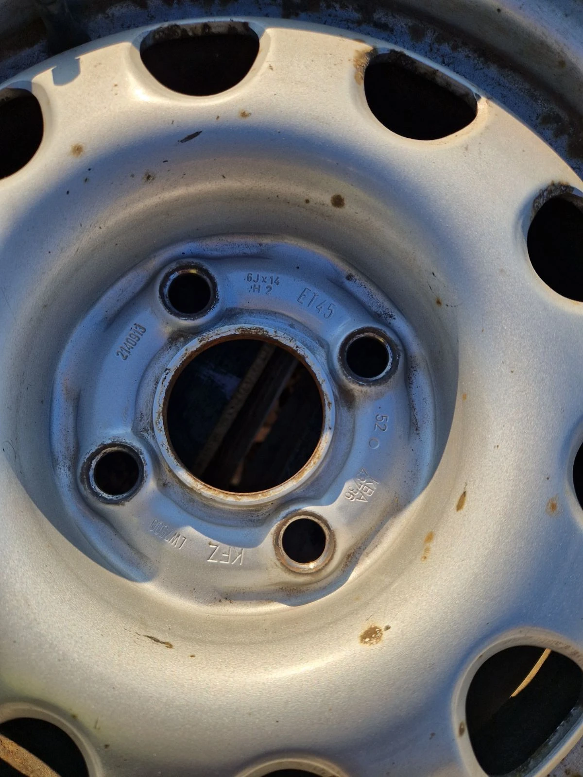 ���� � ������ 185/55R14 �� VW Polo | Mobile.bg � ����������� 4