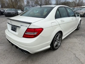 Mercedes-Benz C 63 AMG Sedan, снимка 6