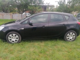 Opel Astra, снимка 1 - Автомобили и джипове - 45982122