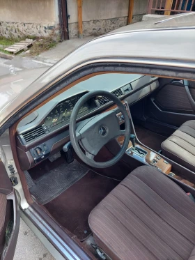 Обява за продажба на Mercedes-Benz 124 300ce  ~15 500 лв. - изображение 9