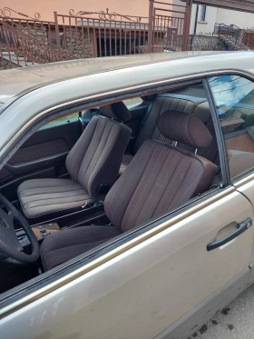 Обява за продажба на Mercedes-Benz 124 300ce  ~15 500 лв. - изображение 8