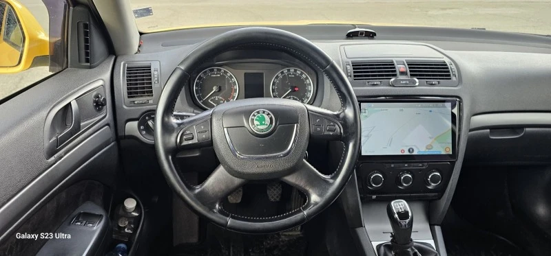 Skoda Octavia 1.6 tdi, снимка 9 - Автомобили и джипове - 41015247