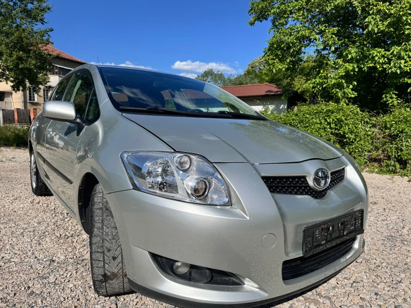 Toyota Auris 1.4i* REALNI KM* , снимка 2 - Автомобили и джипове - 47529762