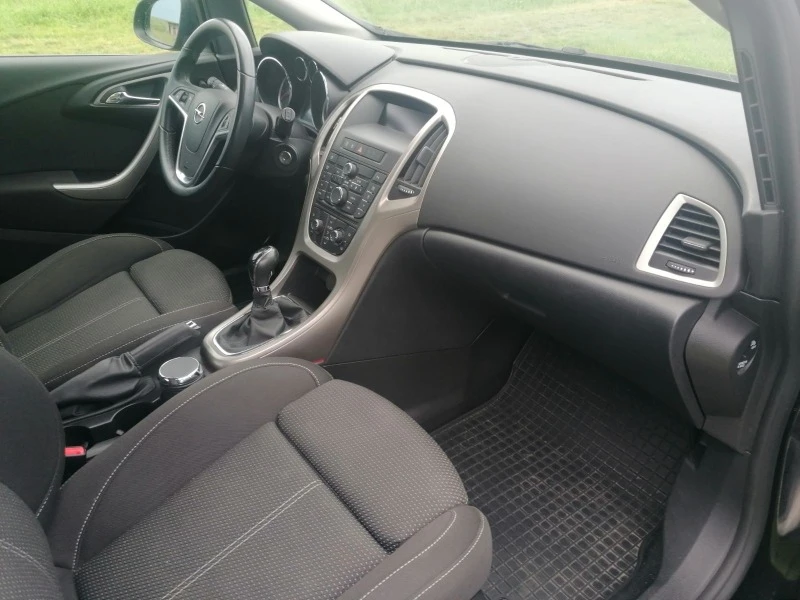 Opel Astra, снимка 6 - Автомобили и джипове - 47616197