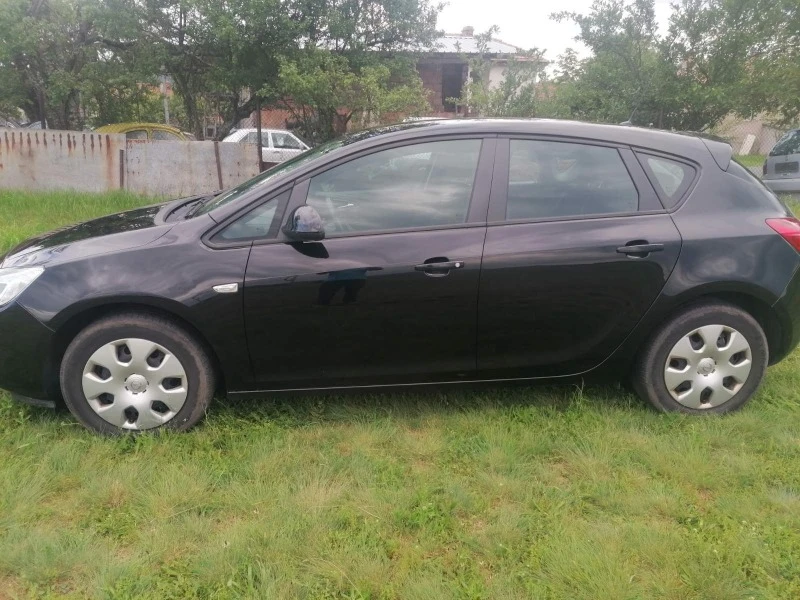 Opel Astra, снимка 5 - Автомобили и джипове - 47616197