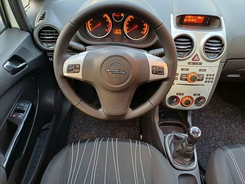 Opel Corsa 1, 2/80/Газ/Панорама/, снимка 9 - Автомобили и джипове - 49410008