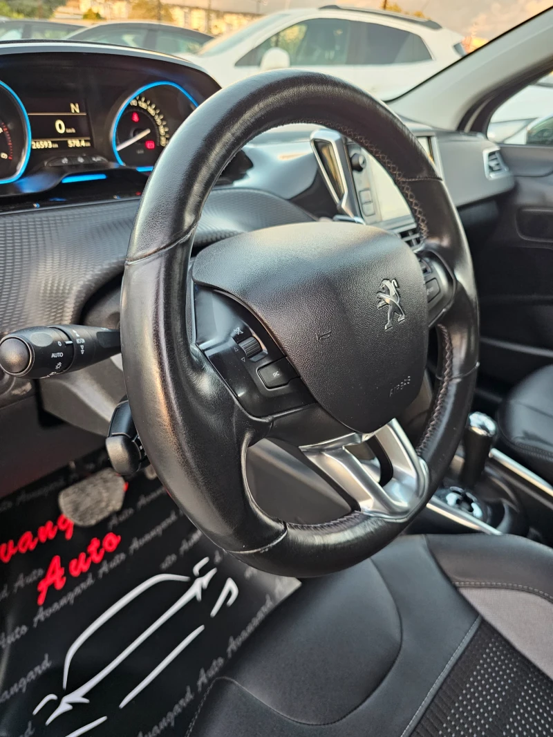 Peugeot 2008 1.6HDI, 92к.с., Автоматик, Allure, 126000км!, снимка 12 - Автомобили и джипове - 51827567