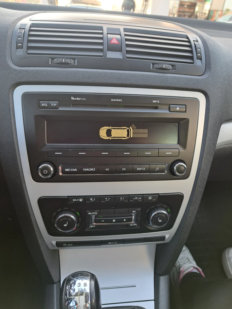 Skoda Octavia 1.2 105к.с турбо Evro 5A, снимка 16 - Автомобили и джипове - 52270734