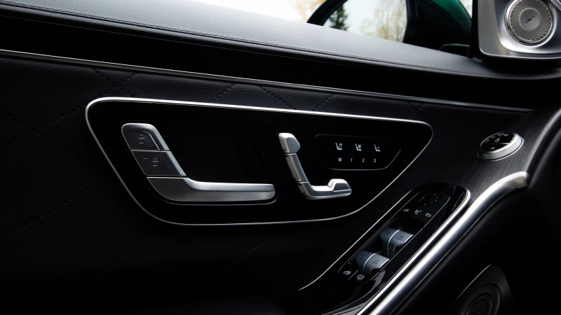 Mercedes-Benz S 350 4Matic Long, снимка 12 - Автомобили и джипове - 52441494