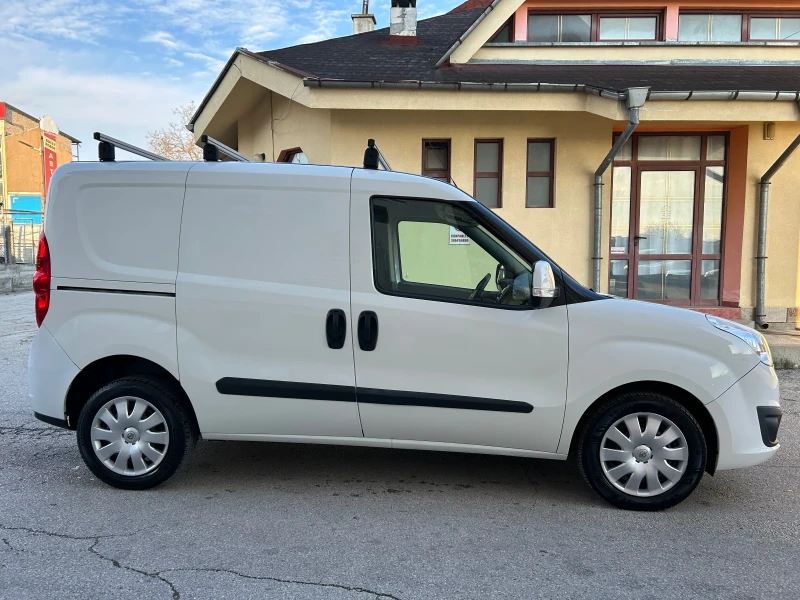 Opel Combo 1.6CDTi АВТОМАТИК 207хил.км., снимка 4 - Автомобили и джипове - 52641221