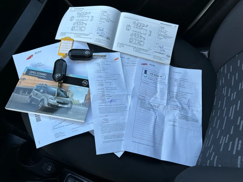 Opel Combo 1.6CDTi АВТОМАТИК 207хил.км., снимка 16 - Автомобили и джипове - 52641221