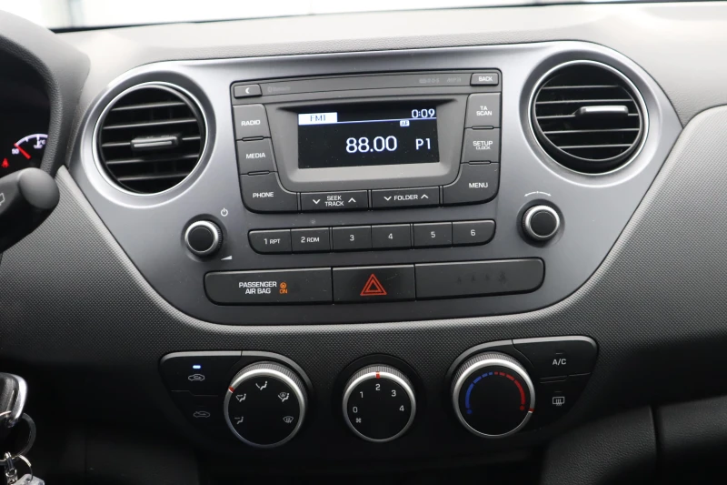 Hyundai I10 1.2, снимка 14 - Автомобили и джипове - 52653572