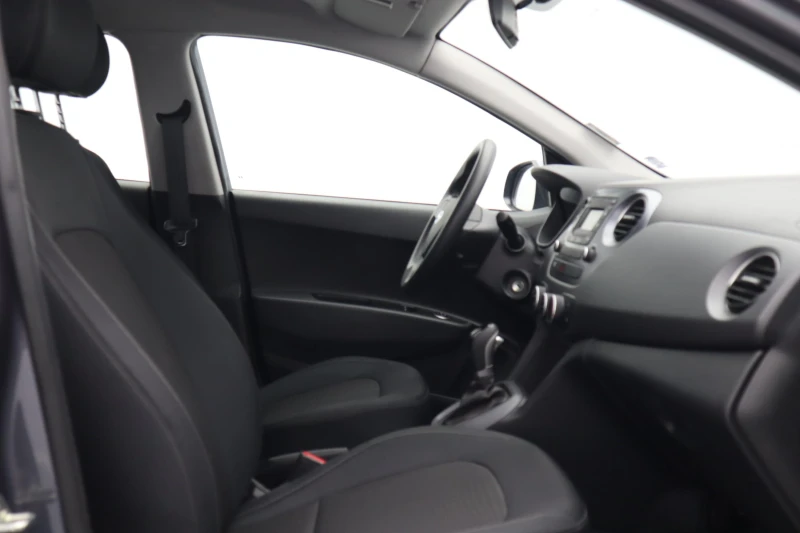 Hyundai I10 1.2, снимка 10 - Автомобили и джипове - 52653572